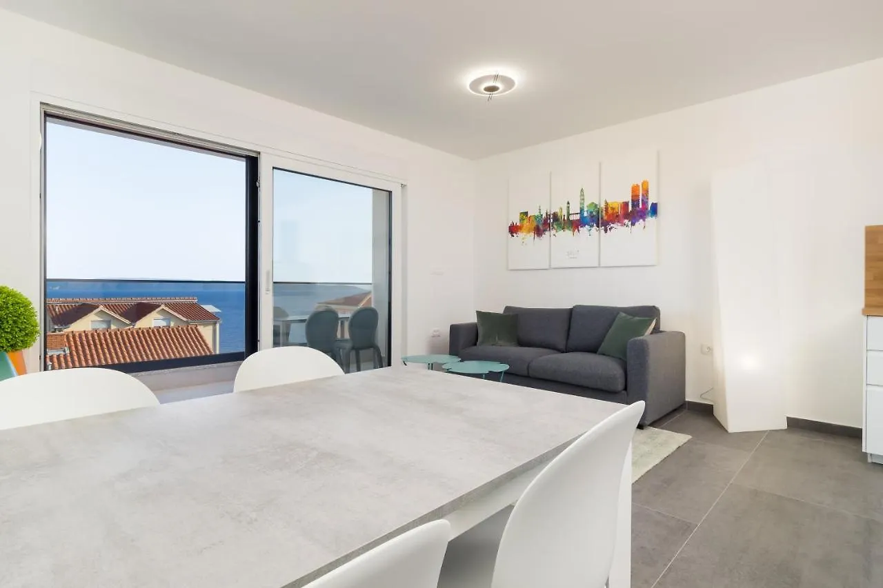 Luxury Apartment- Balcony- Private Rooftop And Jacuzzi- Common Pool Trogir Apartamento