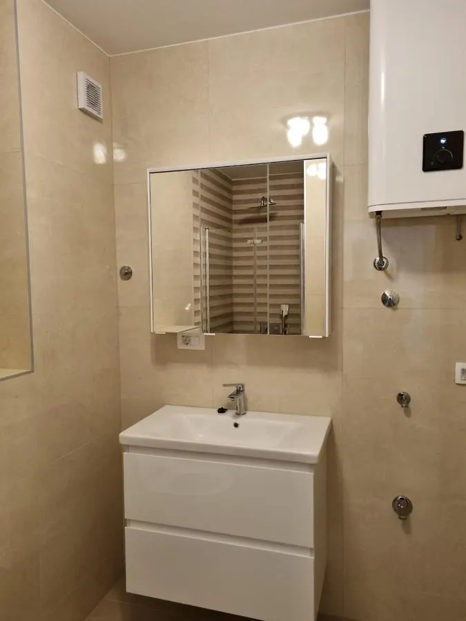 Luxury Apartment- Balcony- Private Rooftop And Jacuzzi- Common Pool Trogir Apartamento