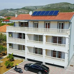 Jozic Apartment