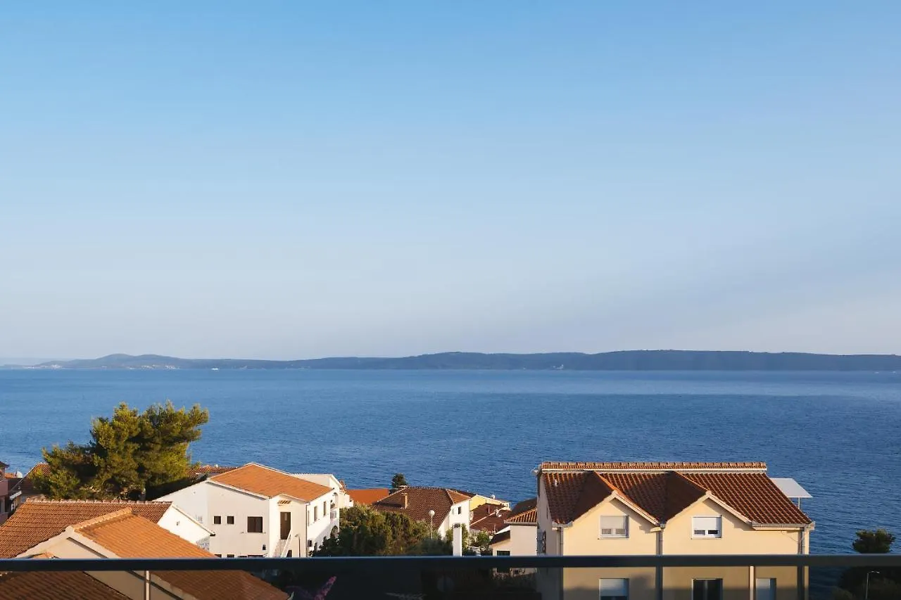 Luxury Apartment- Balcony- Private Rooftop And Jacuzzi- Common Pool Trogir 0*,  Croatia